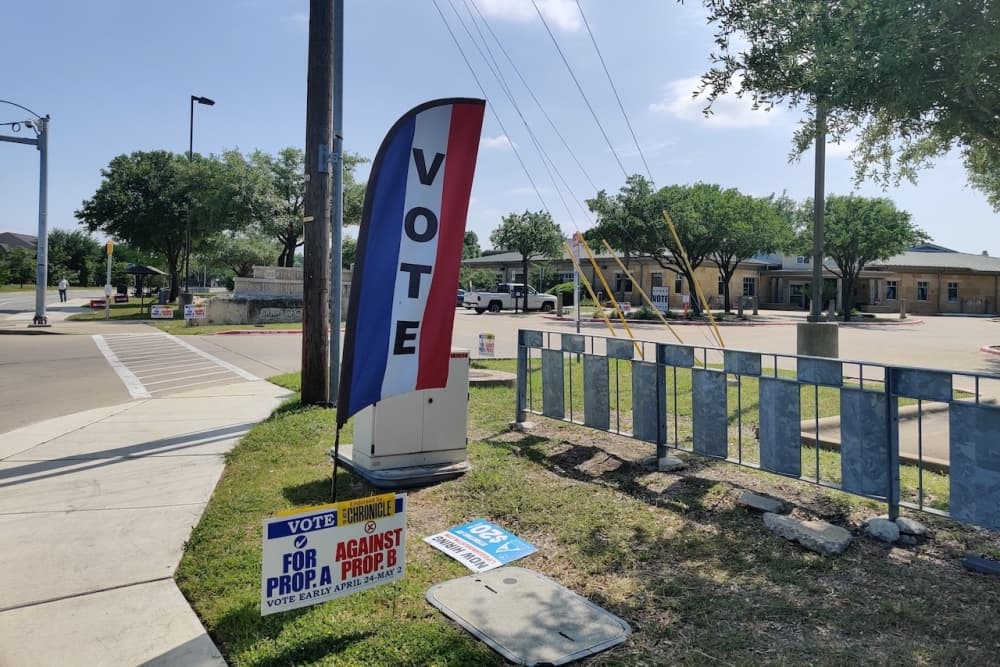 Austin's police oversight ballot items, propositions A and B, explained