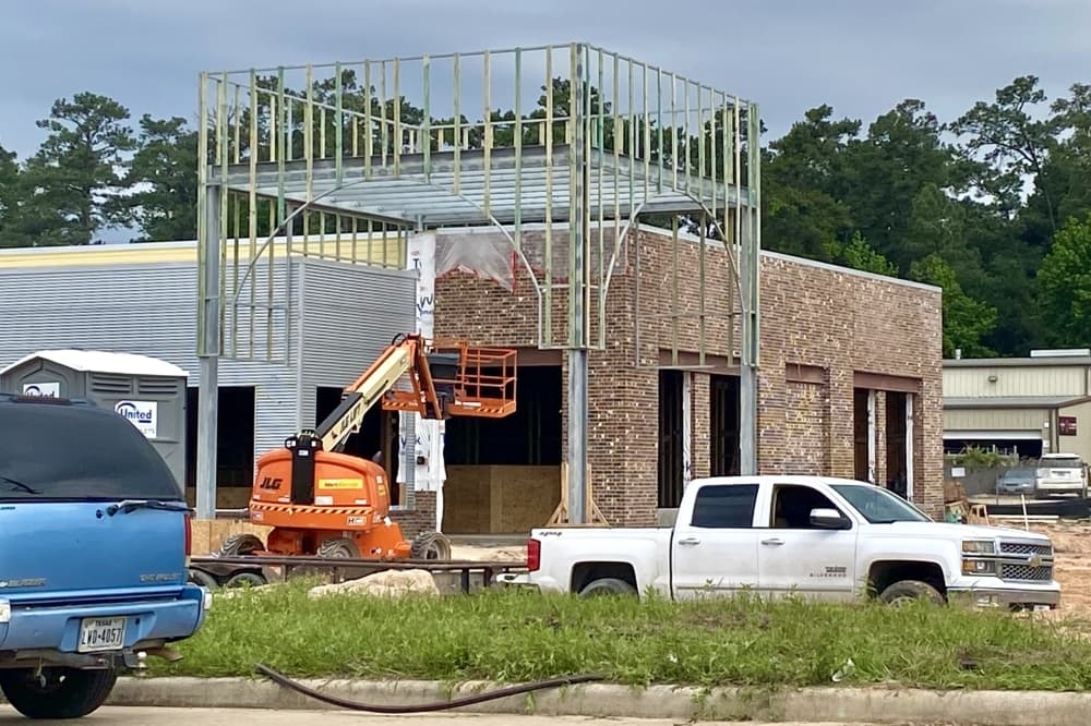 Walk-On's to bring game day atmosphere, Louisiana-style food to Conroe in August