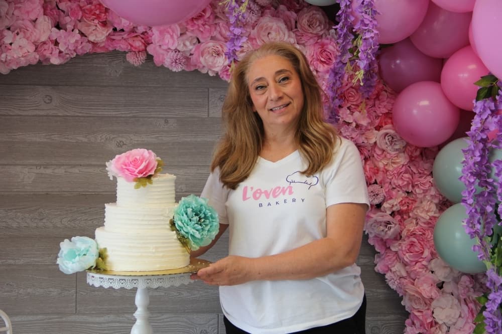Cancer survivor beats the odds to open Loven Bakery in Humble