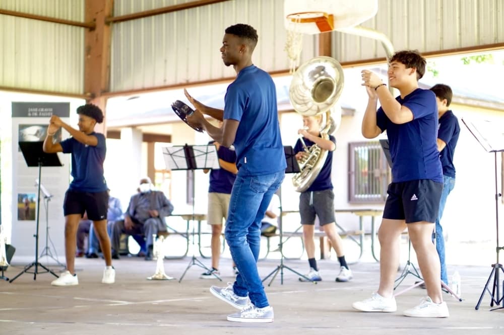 Oak Ridge North Jazz Ensemble performed a specially composed song to honor the Tamina community. 