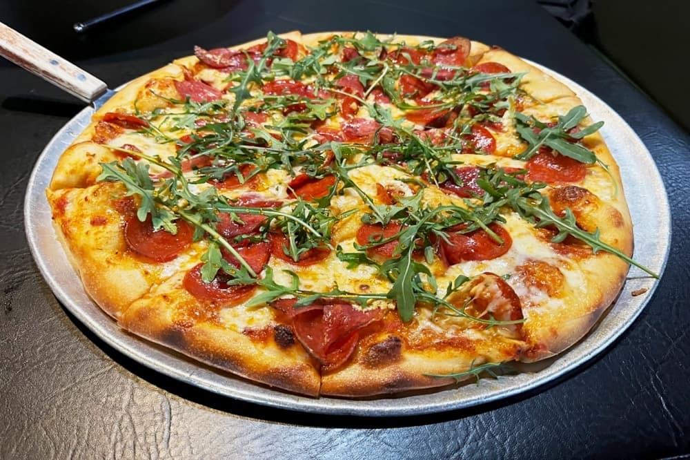 Wise Guys Pizzeria supports Grapevine community with more than pizza