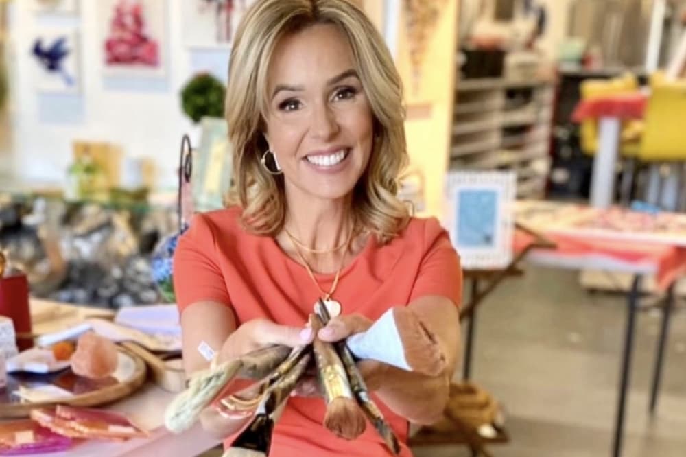 Closing sale ongoing at North San Antonio art studio