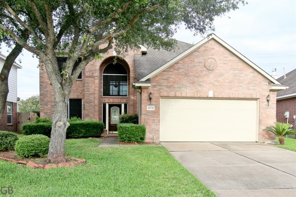 6 homes under contract: Learn more about this month's featured neighborhood