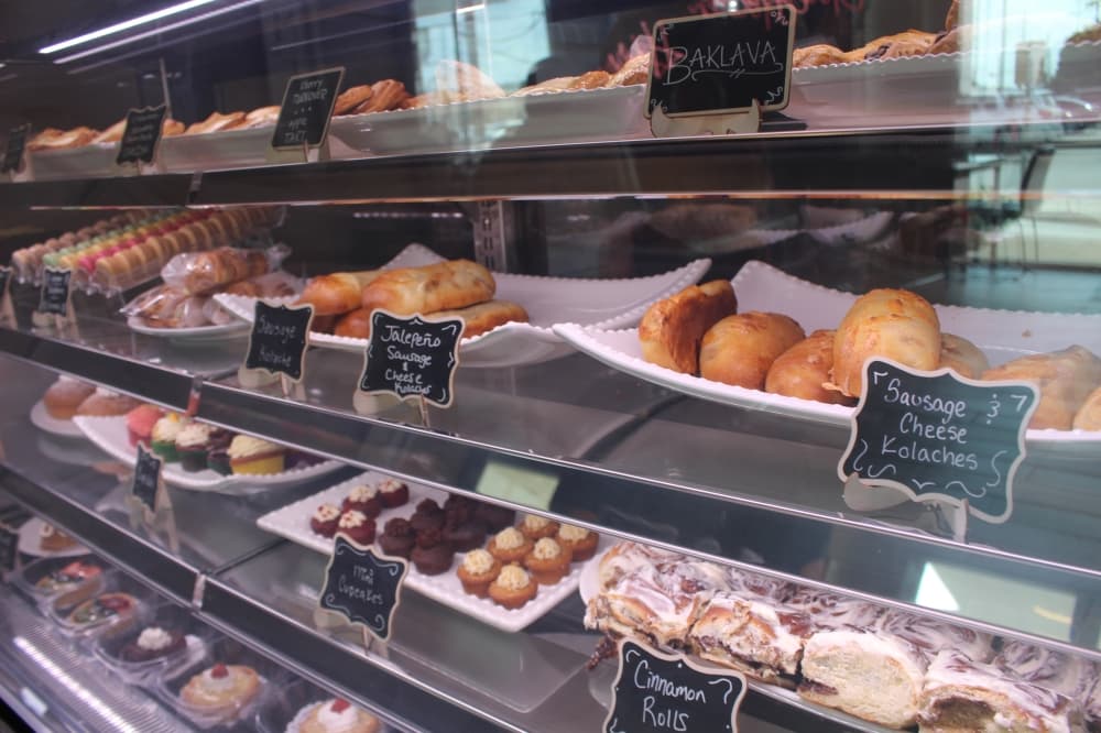 Golden Hour Bakery opens as part of new expansion on FM 1488