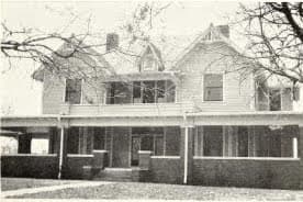This photo from 1926 shows the front of the San Gabriel House. 