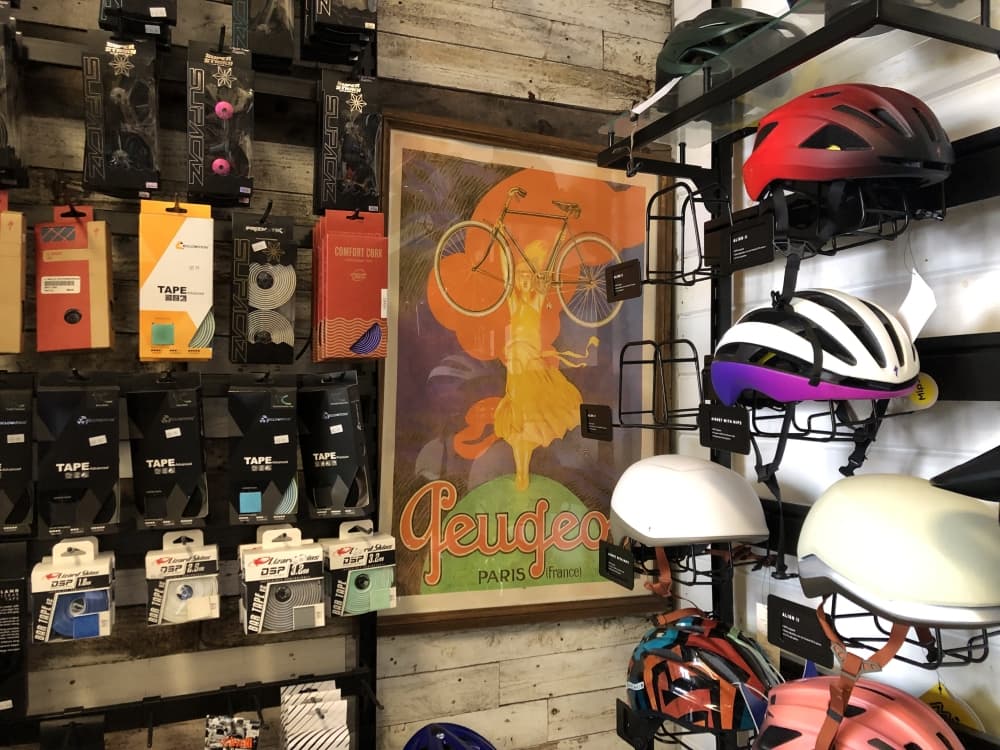 The Chain Link Bicycle Shop sells bicycle accessories, including helmets, bells, locks, baskets, gloves, cycling shoes and parts. (Amira Van Leeuwen/Community Impact)(Amira Van Leeuwen/Community Impact)