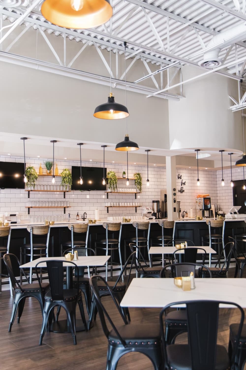 Picture of a dining area in the interior of a restaurant