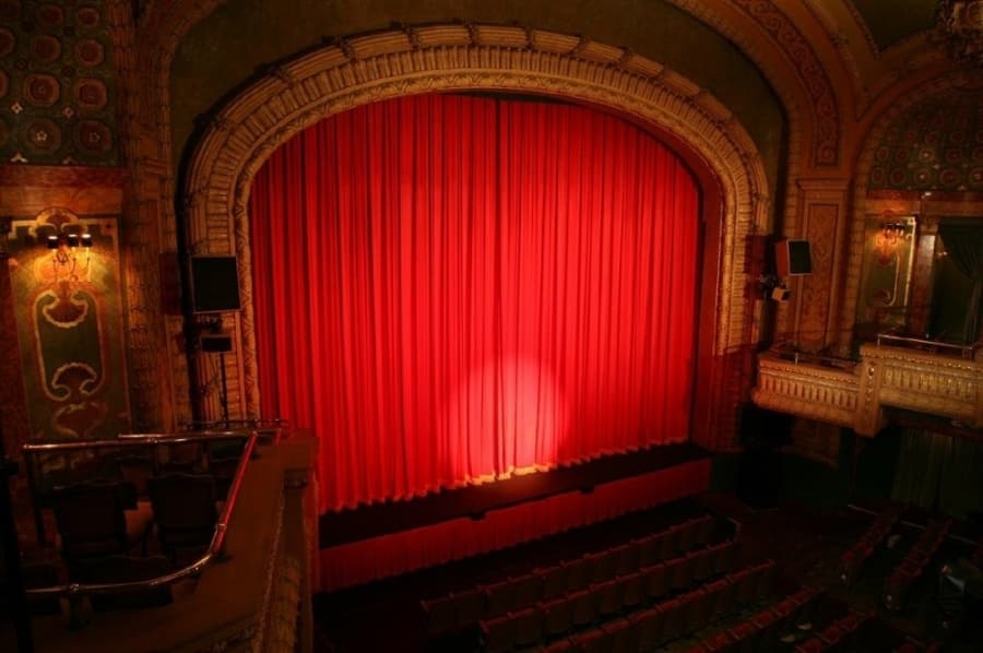 Downtown challenges, algae warning, classic film series: 5 stories impacting Austin