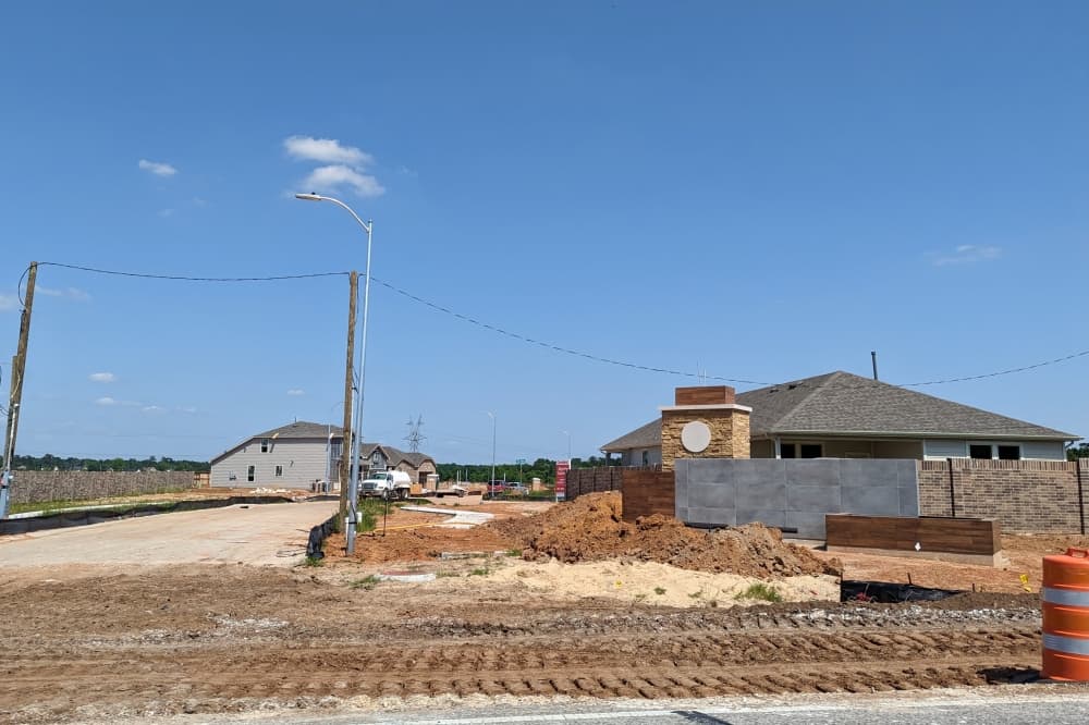 Myrtle Gardens opens 100-home community in Magnolia