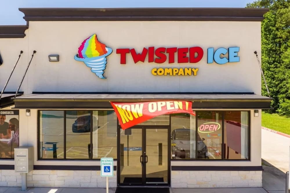 Twisted Ice Co. serving shaved ice, smoothies in Porter