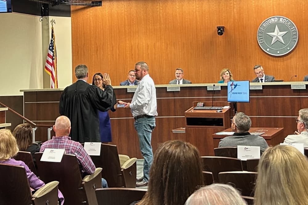 Round Rock council members, mayor sworn in following canvass of May election
