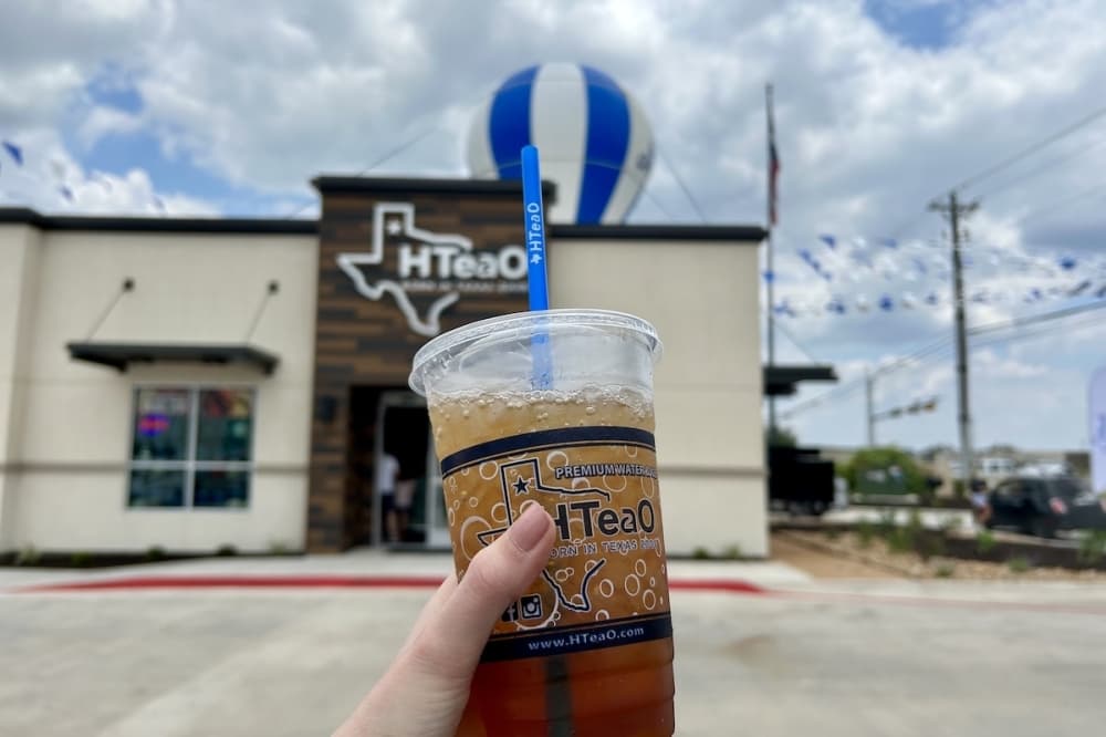 HTeaO now serving over 25 flavors of iced tea to Dripping Springs