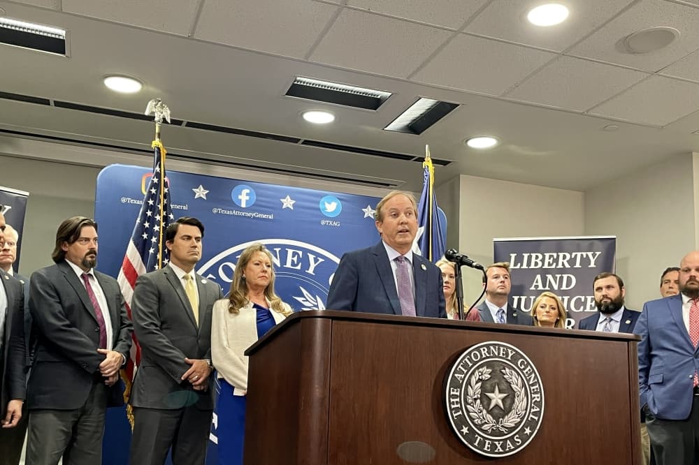 Attorney General Paxton invites supporters to make voices heard before impeachment vote