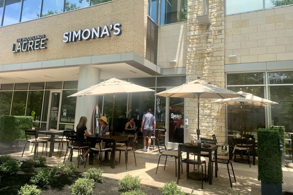 Simona’s Bistro opened Dec 5. at 207 E. Shore Drive, Ste. 170, in The Woodlands. (Cassandra Jenkins/Community Impact)