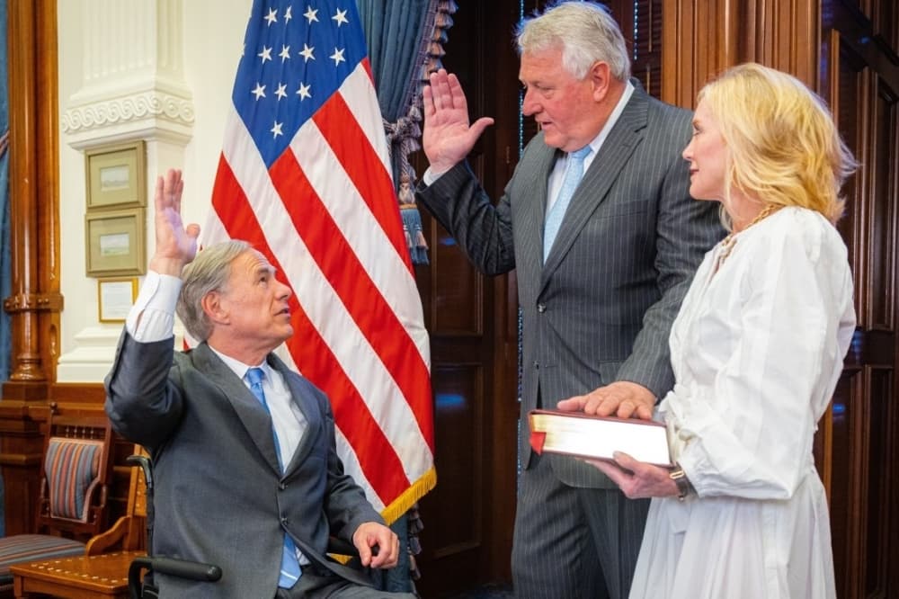 Gov. Abbott appoints interim attorney general as Ken Paxton awaits trial