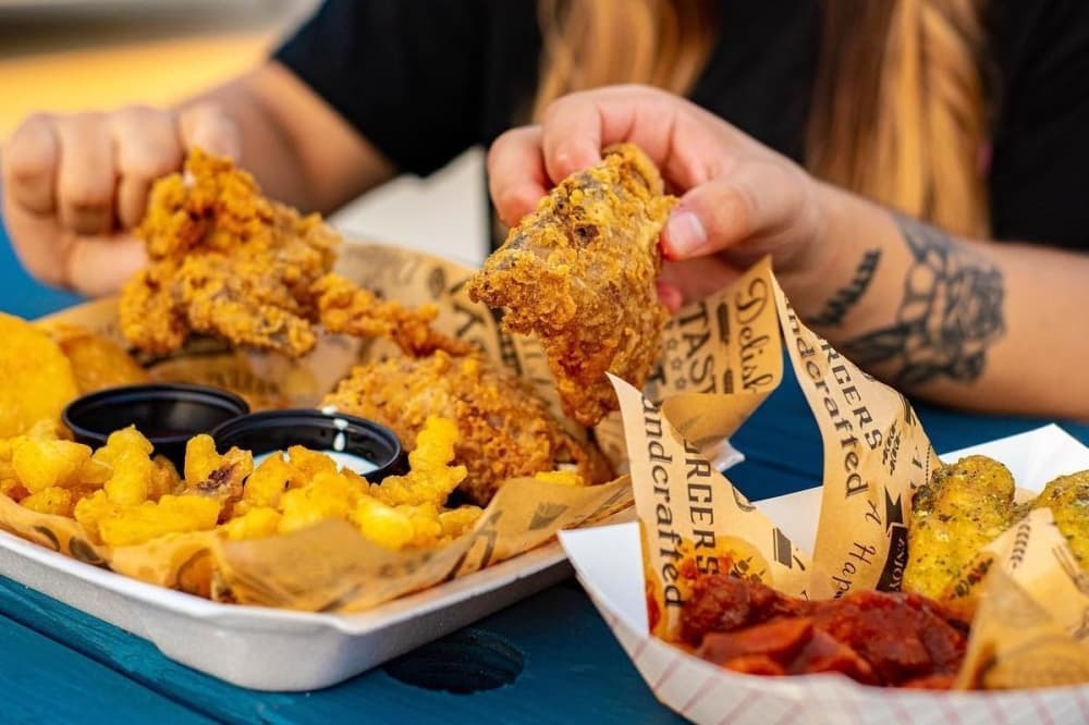 Spring Food Park opens with 7 food trucks on Spring Stueber Road