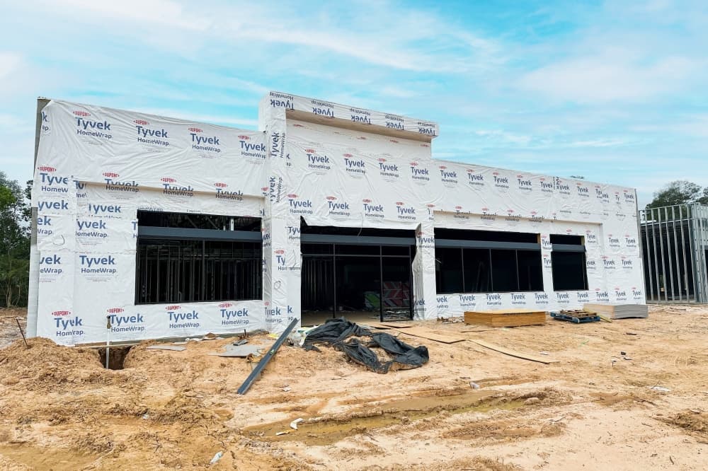 Construction underway on KM Realty shopping plaza on Cypresswood Drive