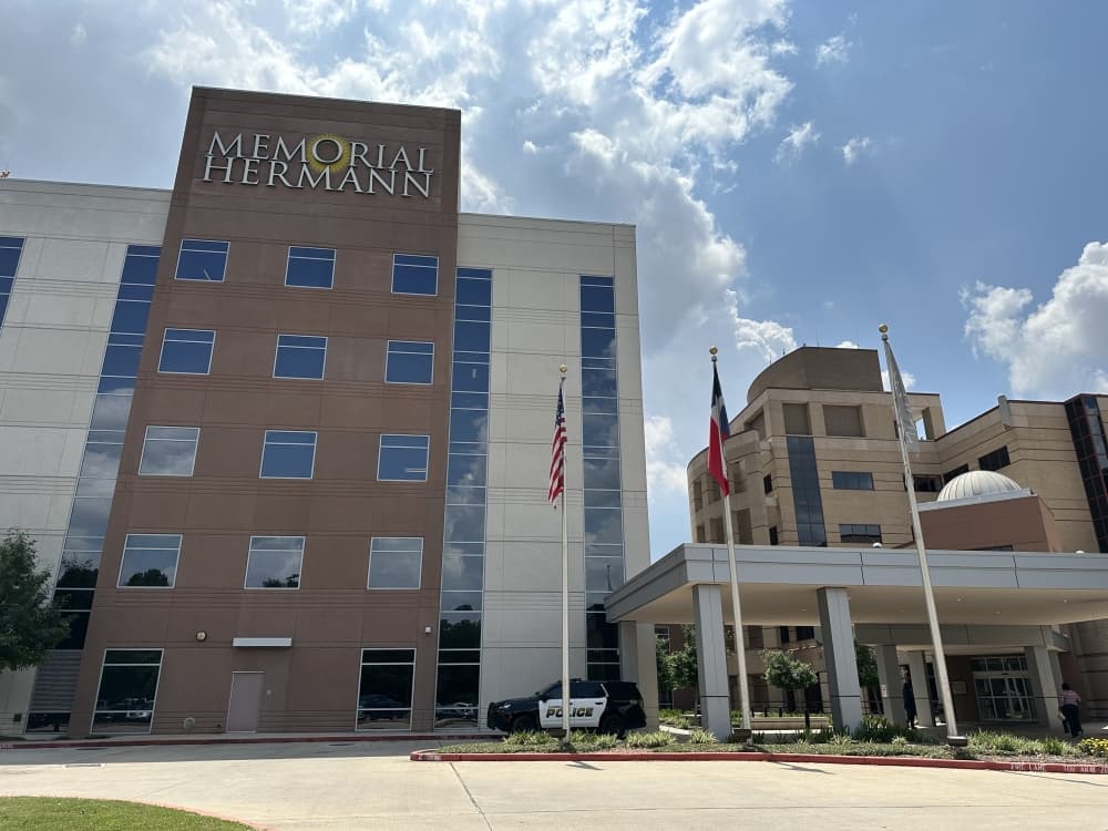 Check out staffing, specialty programs at these 6 Lake Houston-area hospitals