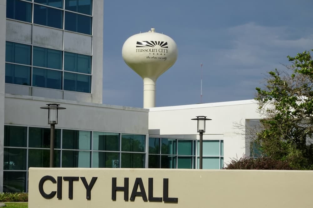 Missouri City City Council approves revised pay for non-civil service employees