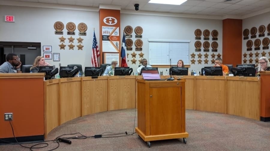 Hutto ISD to continue superintendent search with community outreach