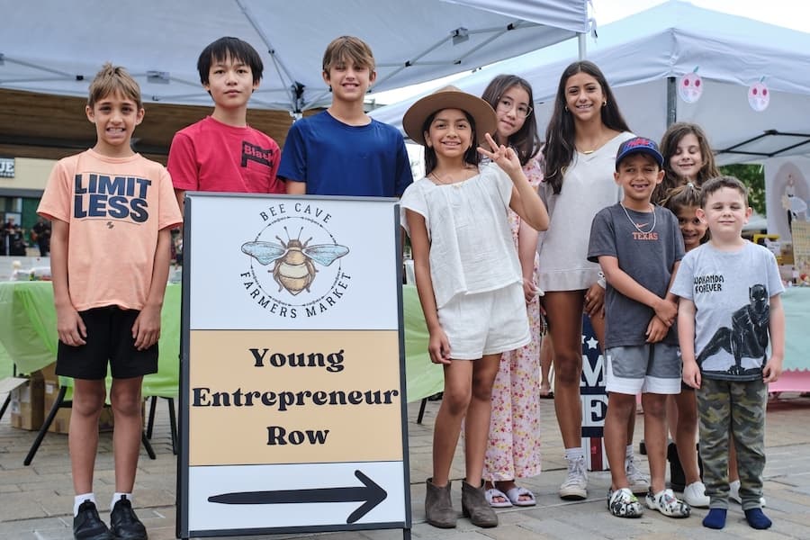 Bee Cave Farmers Market debuts at Hill Country Galleria