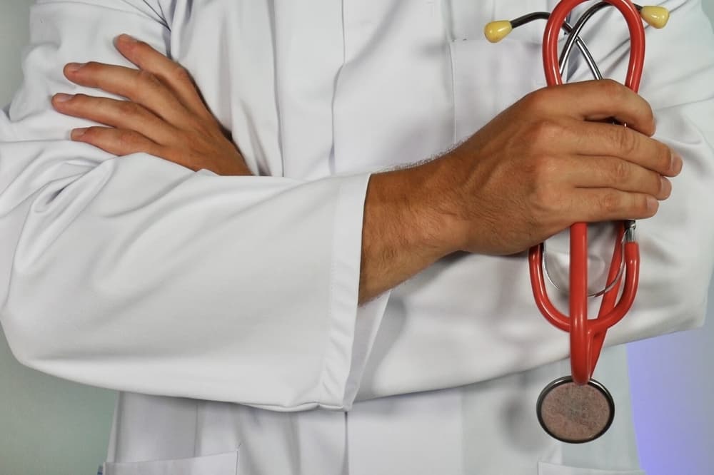 8 health care bills signed into law by Gov. Greg Abbott