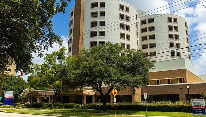 See information on beds, physician counts at 10 local hospitals in southwest Houston, Medical Center