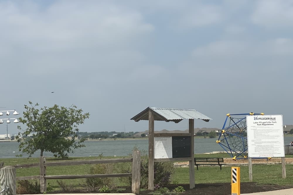 Lake Pflugerville to have art installed along walking trail