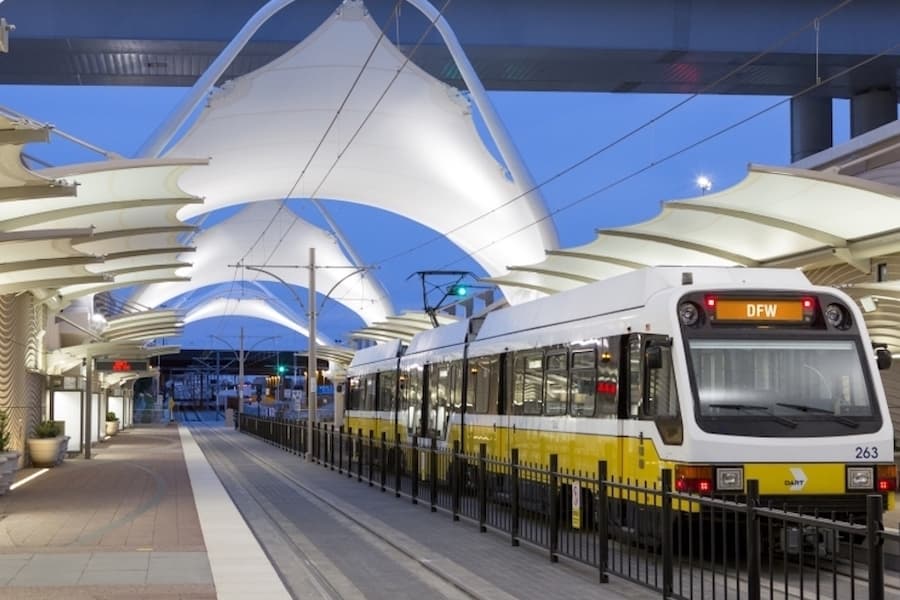DART agreement gets Dallas $90M in transportation funding