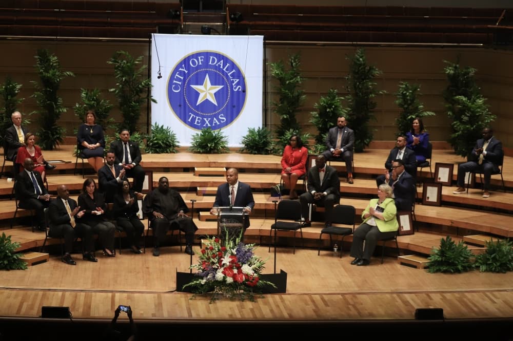 Mayor outlines 3 priorities during Dallas City Council inauguration