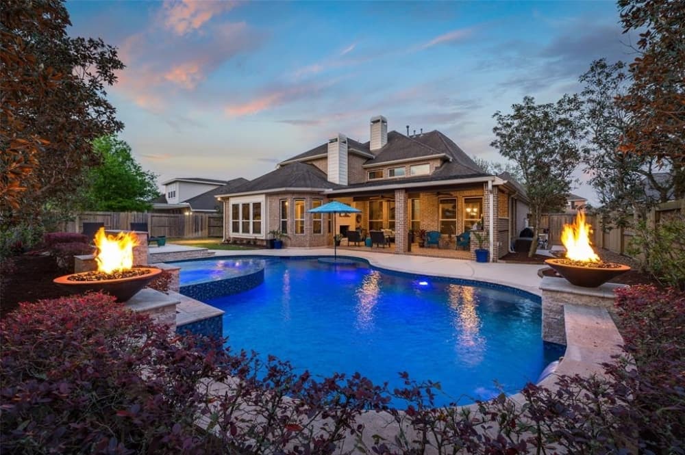 Learn about Magnolia Creek, May's featured neighborhood