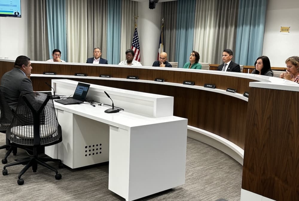 Austin ISD passes largest budget shortfall in 6 years to fund teacher raises