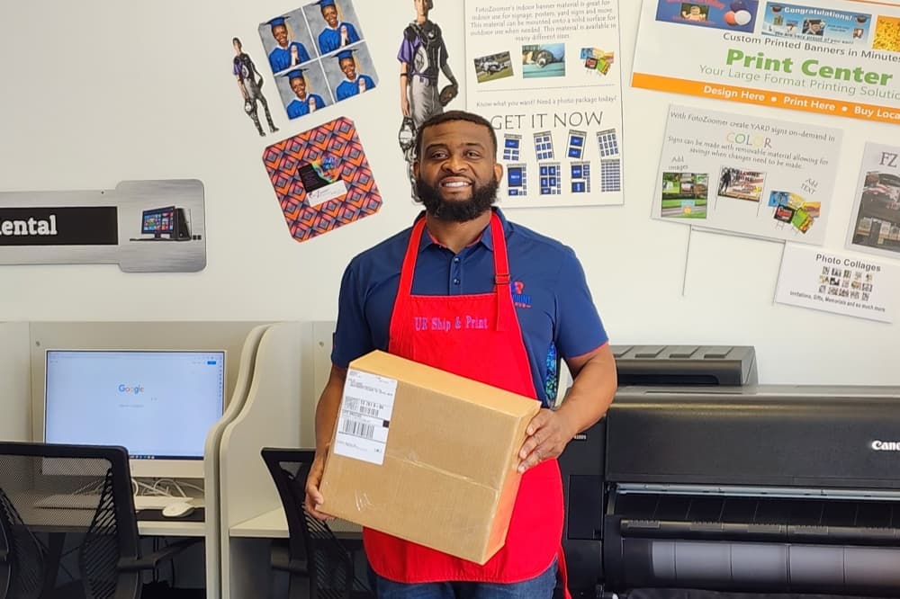 UR Ship & Print offers mailing, printing services in Schertz