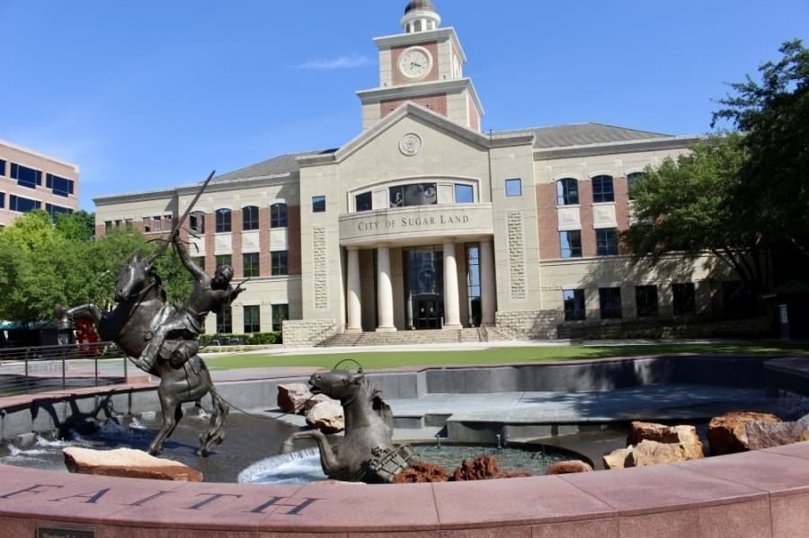 Sugar Land City Council approves rezoning proposal for Commerce Green Plaza