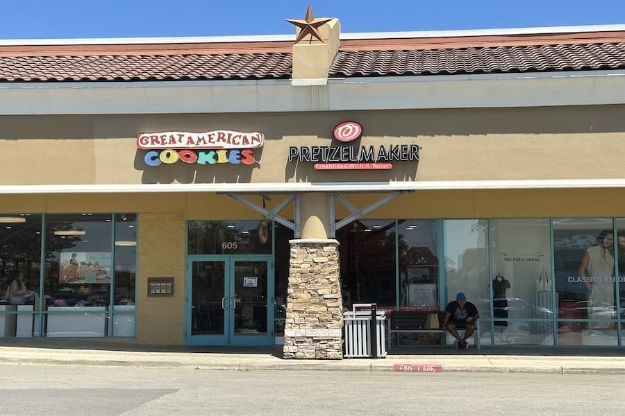 Great American Cookies, Pretzelmaker shop temporarily closes in San Marcos for remodel