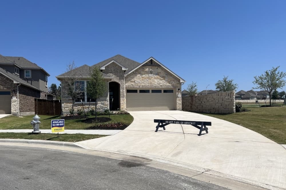 May data shows declining home prices in Leander, while Liberty Hill fluctuates