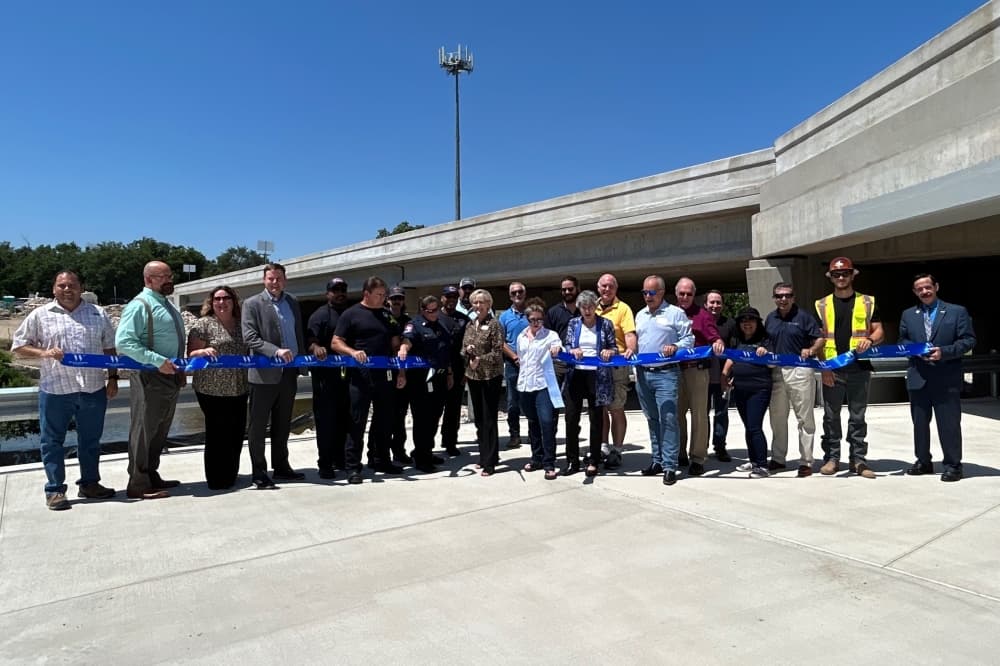 Williamson County officials mark completion of Great Oaks Drive bridge project