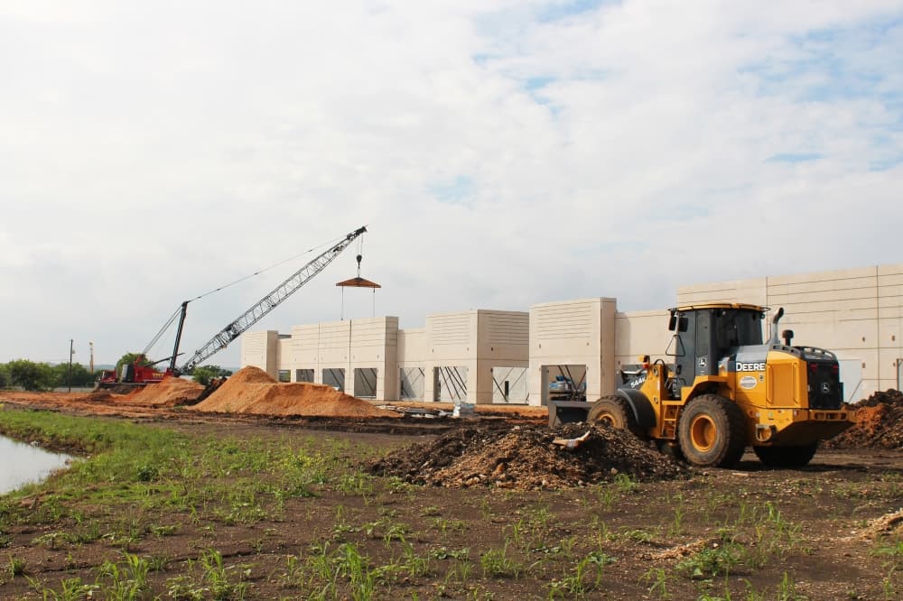 The retail strip mall, located next to the Quick Trip on the corner of FM 1102 and FM 306, already has a number of tenants locked in. (Eric Weilbacher/Community Impact)