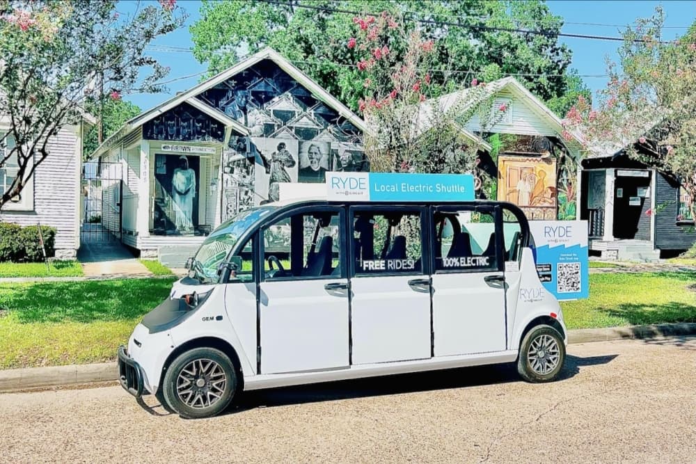 Free electric on-demand shuttle launches in Houston’s Third Ward