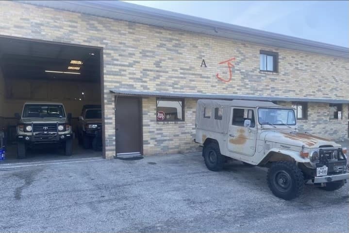 AJ's Yotas auto shop repairing Toyotas and Lexus in Cedar Park