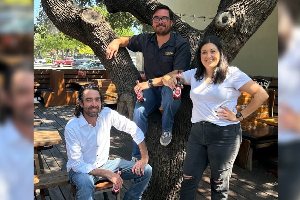 Lakeway beer garden Hops and Thyme under new ownership