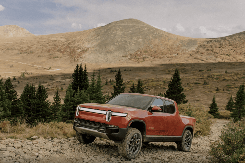 Electric vehicle maker Rivian to build San Antonio service center