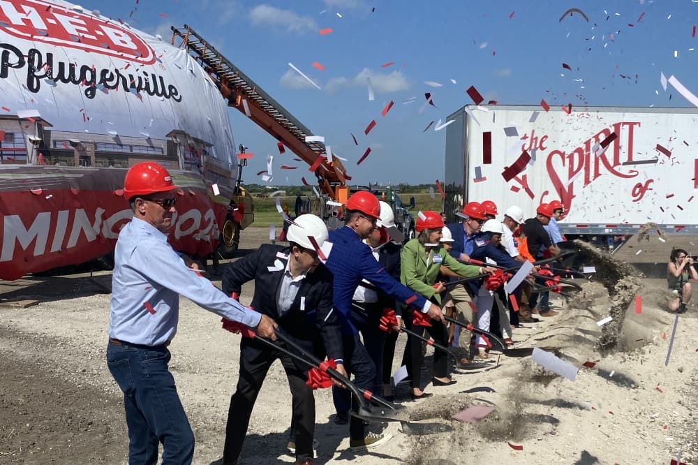 127K-square-foot H-E-B in eastern Pflugerville slated to open fall 2024
