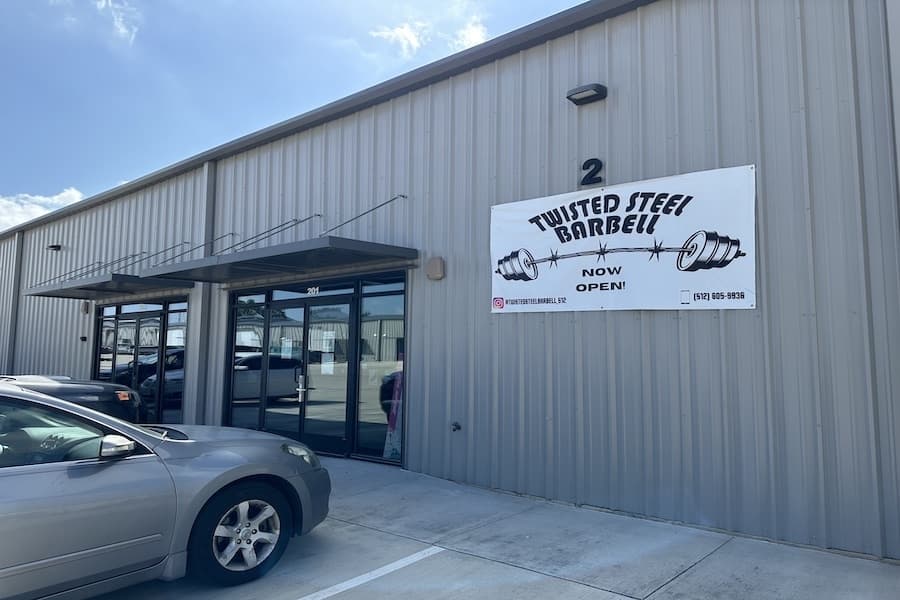 Twisted Steel Barbell is located across from Supreme Academy ATX. (Amira Van Leeuwen/Community Impact)