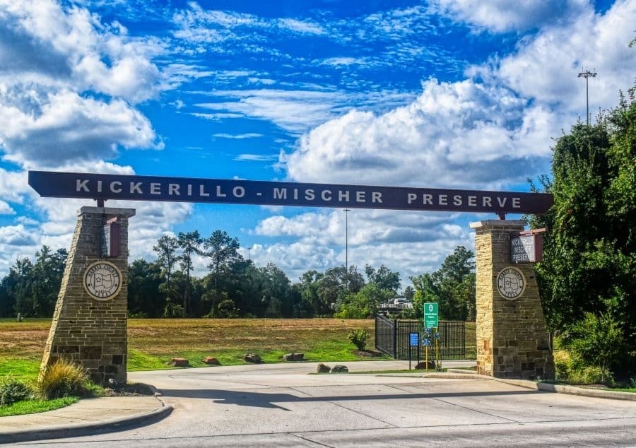 The entrance to Kickerillo-Mischer Preserve