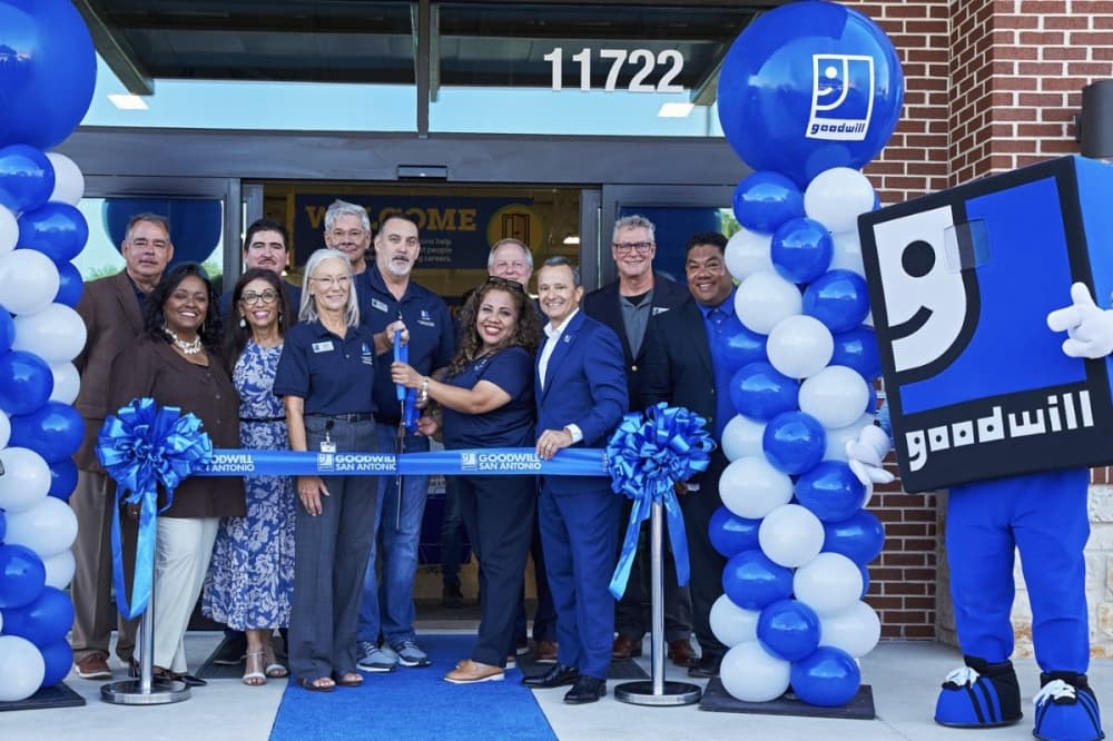 Goodwill opens new retail center in northwest San Antonio
