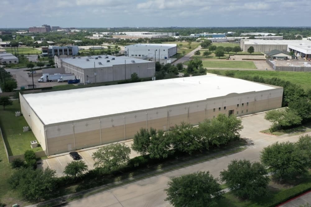 Large food distribution building sells in Sugar Land amid restaurant industry boom