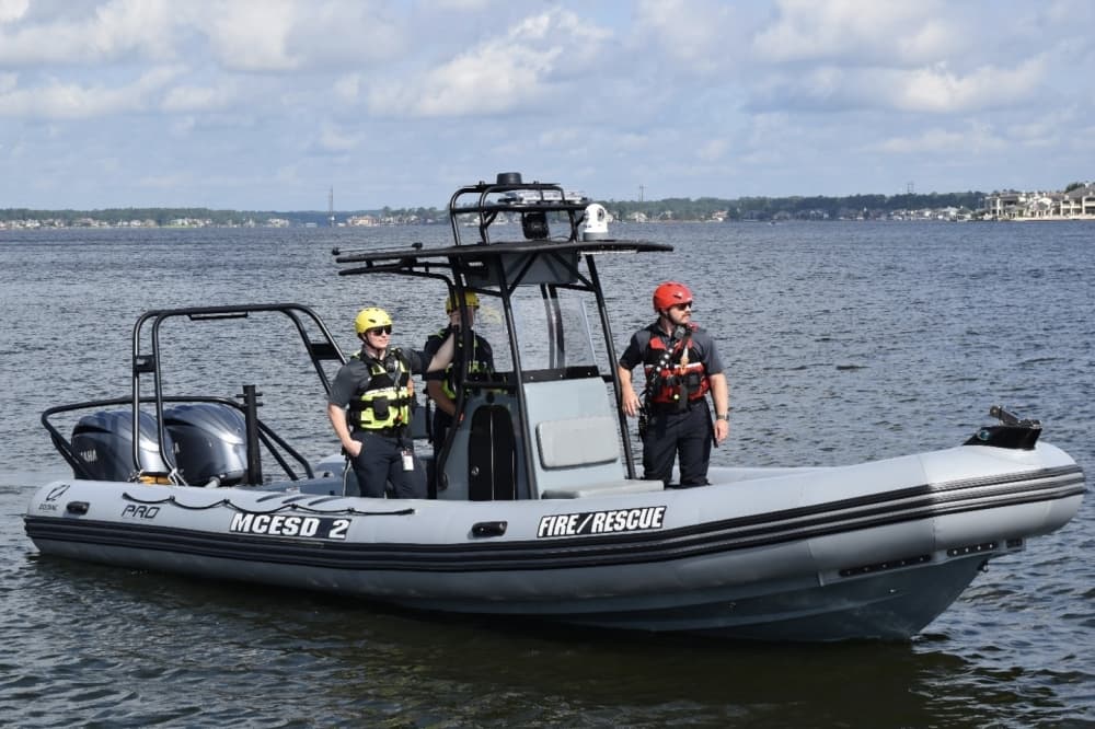 New emergency service boat hits Lake Conroe for rough-water rescue
