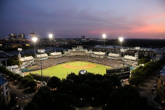 Play disc golf on the Diamond on Aug. 26. (Courtesy Visit Frisco)
