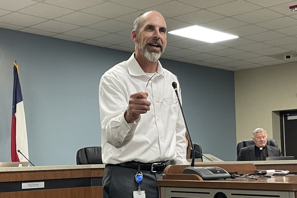 Friendswood ISD Superintendent Thad Roher gets contract extension